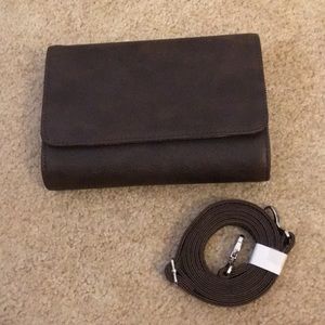 Thirty-One Clutch/Over The Shoulder Purse
